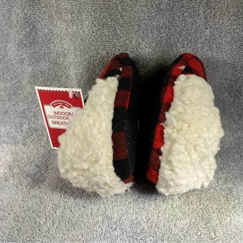 Holiday‎ Time Slippers Plaid Size 5-6 unisex